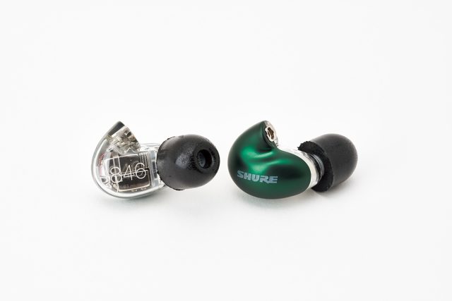 デザインと付属品を一部変更