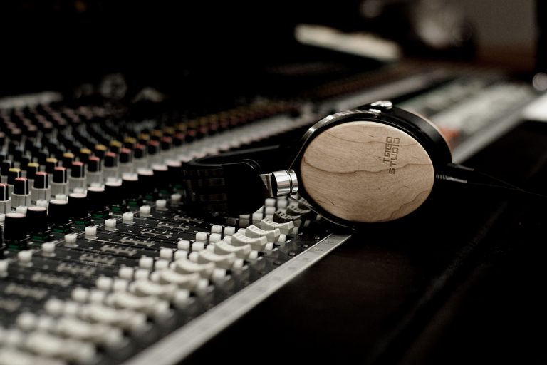 TAGO STUDIO TAKASAKI「T3-01」。プロの想いが詰まったモニター