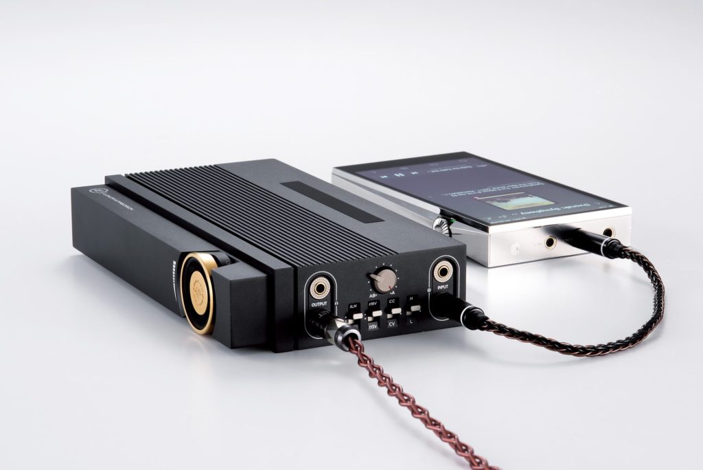 モンスターポタアンことLUXURY&PRECISION「EA4」レビュー。5つの新旧フラグシップDAPとの相性は？