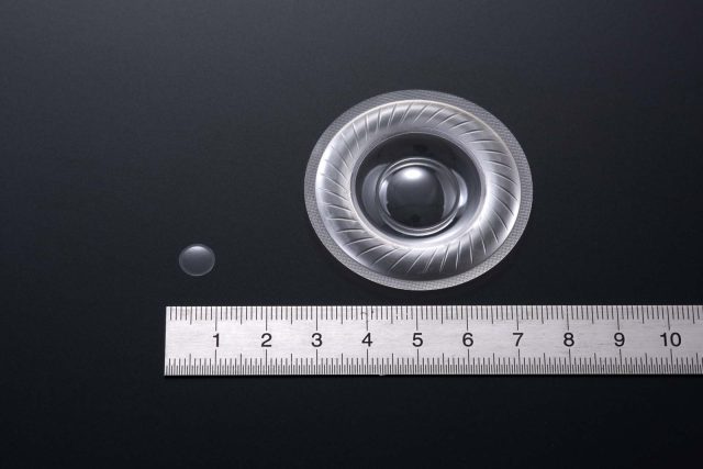 超薄型ガラス振動板ならでは！濁りなくハイスピード。音の輪郭がクリア